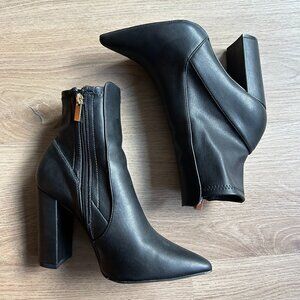 Qupid Black Sock Bootie, Women's 7